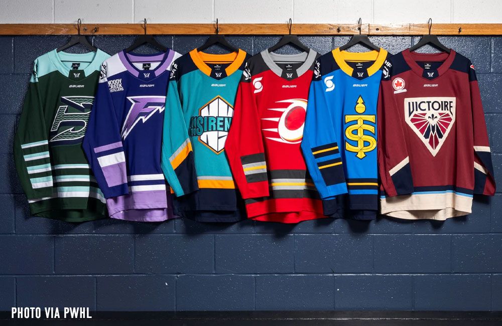 24-25 Upper Deck PWHL in Stock!!